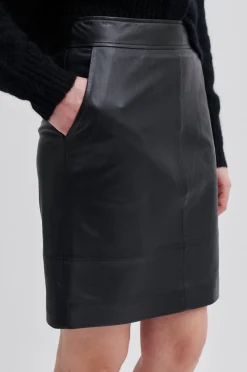 Francie Mini Leather Skirt Kvinde Nederdele Og Shorts