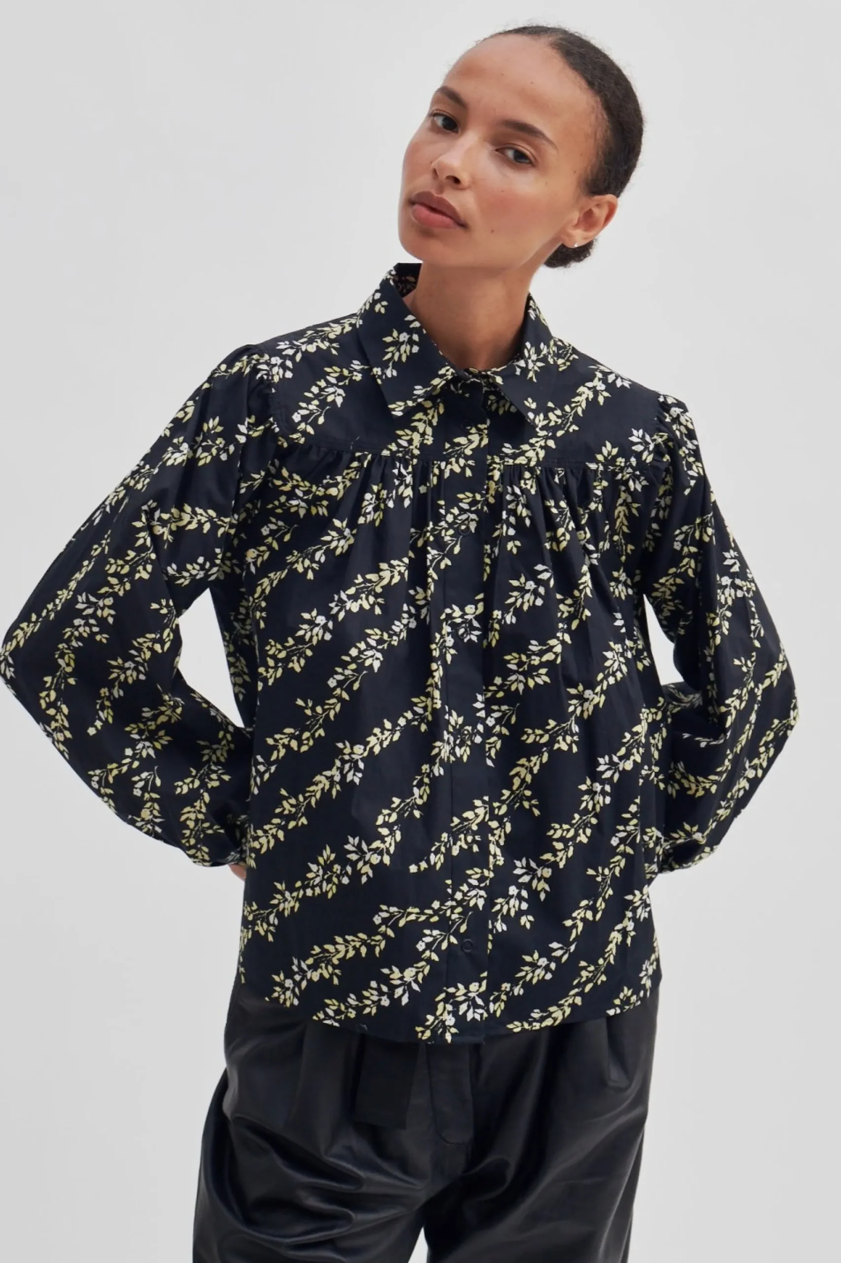Clearance Kalmia Shirt Kvinde Skjorter Og Bluser