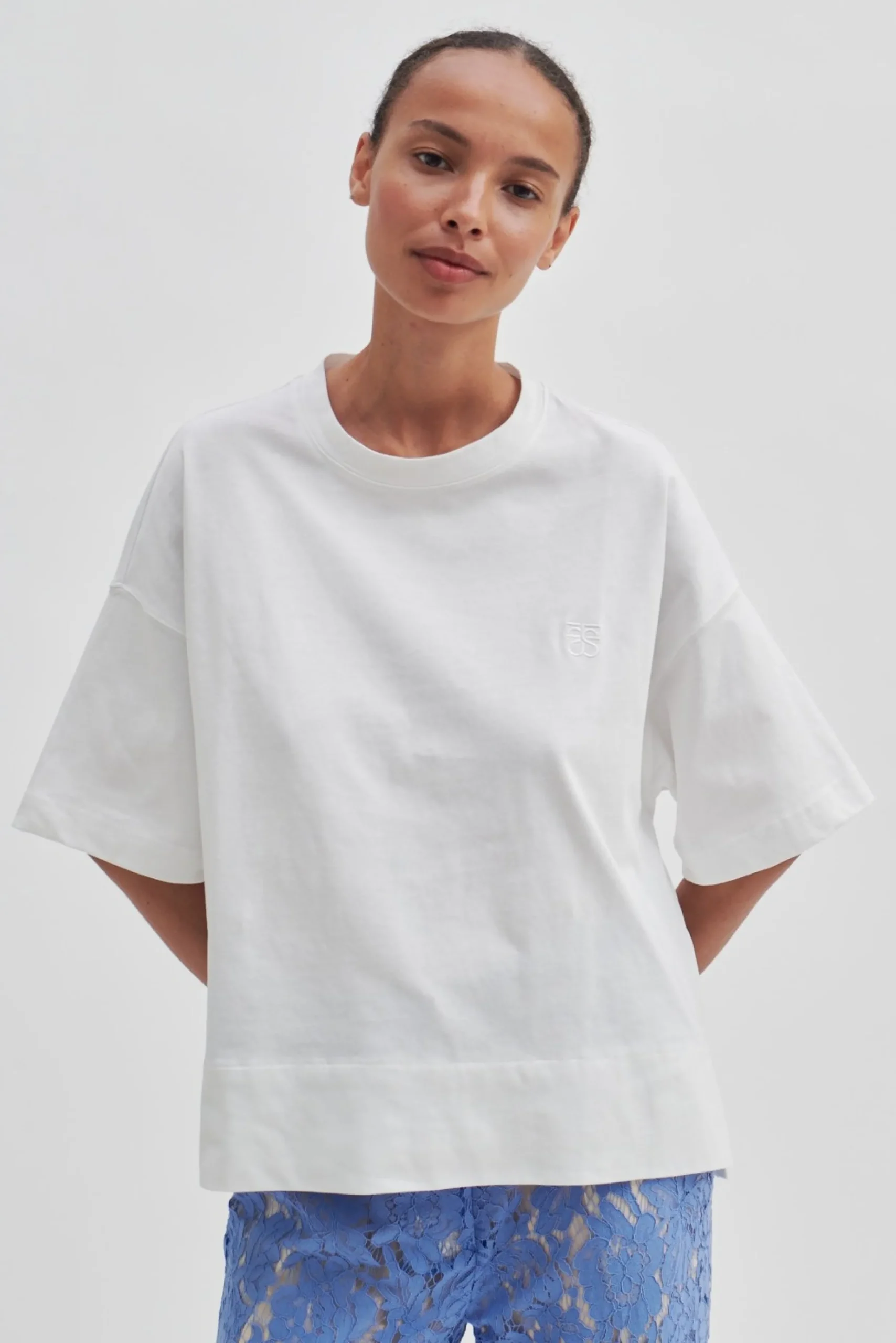Sale Larana Tee Kvinde Toppe Og T-Shirts