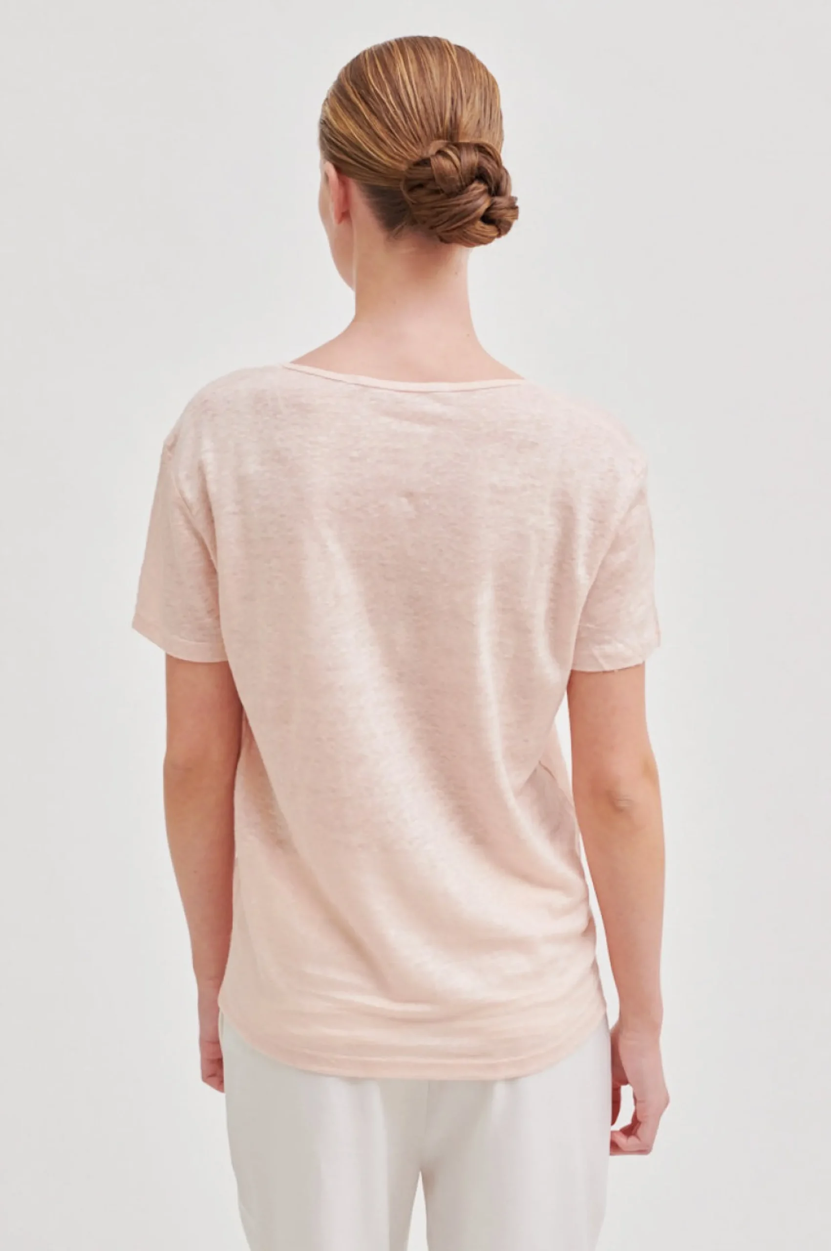 Outlet Peony Ss V-Neck Tee Kvinde Toppe Og T-Shirts