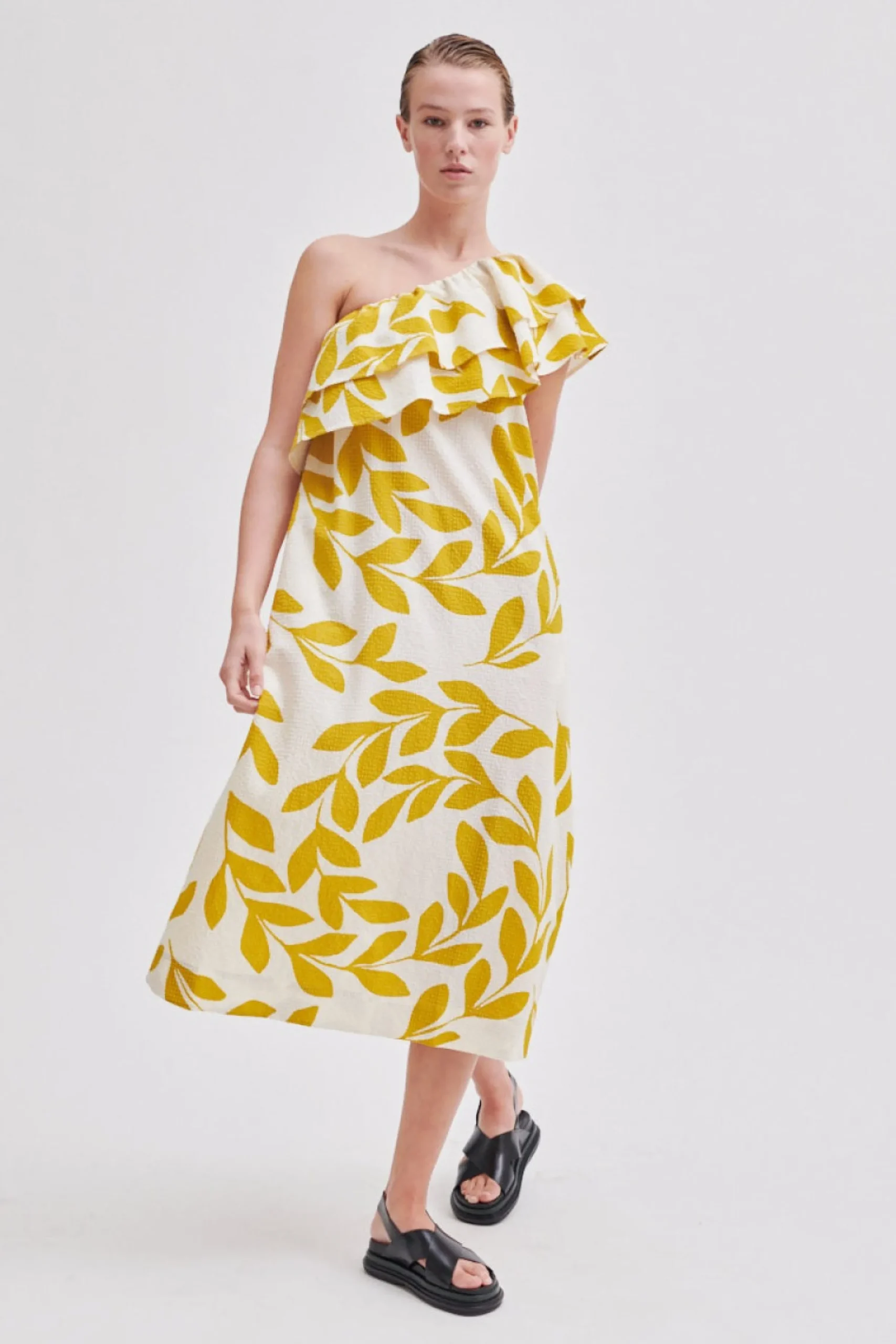 New Ulivo One-Shoulder Dress Kvinde Kjoler